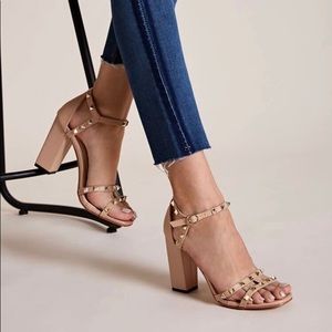 Ankle strap heel